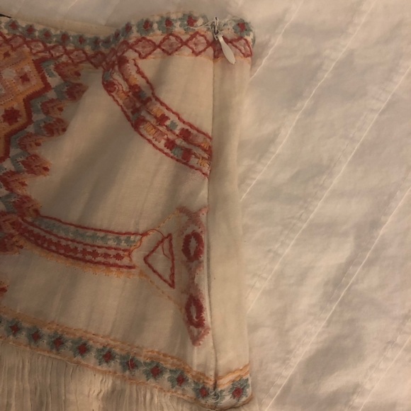 Zara Embroidered Skirt - Picture 6 of 7